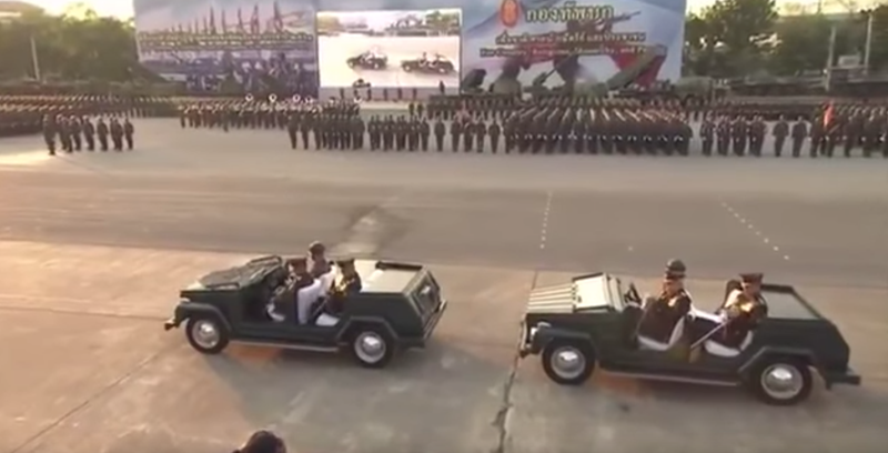 Illustration for article titled Holy Crap The Thai Military Still Uses Volkswagen Things